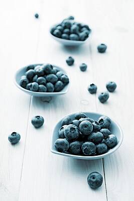 Three Small Bowls Of Blueberries Print