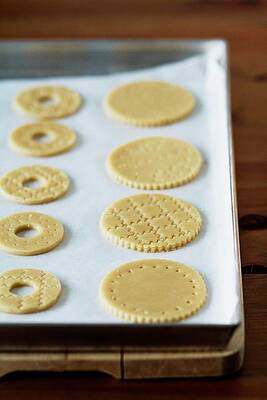 Unbaked Shortcrust Pastry Biscuits Print