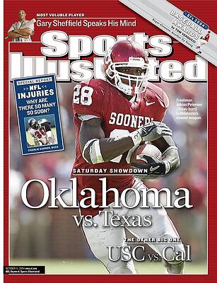 Adrian Peterson on Sports Illustrated Cover Photograph