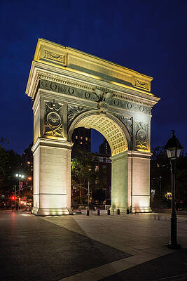 U S Wall Art featuring the digital art Washington Square Arch, Nyc by Corrado Piccoli