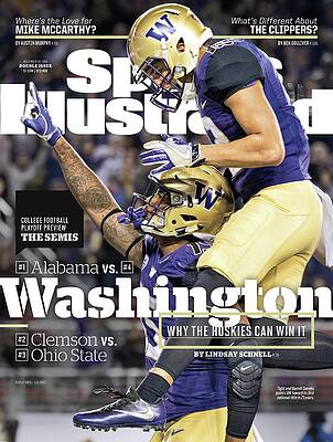 Washington Huskies Celebrate Victory Photograph