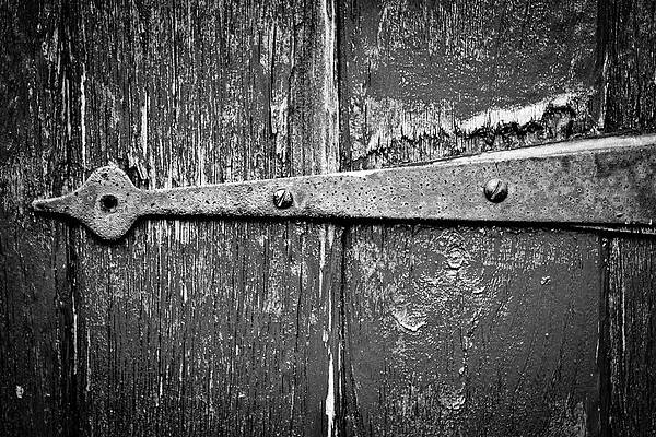 Barn Photograph - Barn Door Hinge #1 by Steven David Roberts