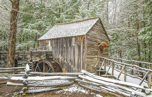 Wall Art featuring the photograph Cades Cove Winter #2 by Marcy Wielfaert