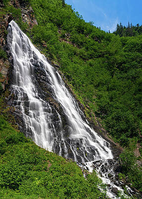 Wall Art featuring the photograph Dramatic Waterfall Of Horsetail Falls In Keystone Canyon #1 by Steven Heap
