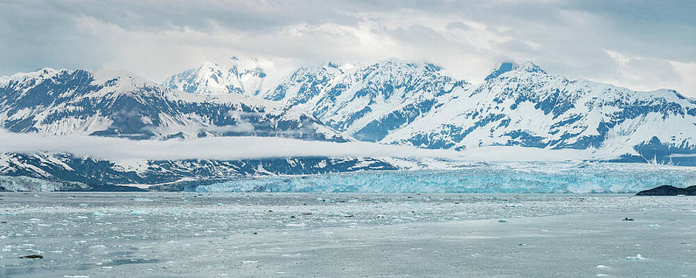 Wall Art featuring the photograph The Hubbard Glacier Near Valdez In Alaska On Cloudy Day #1 by Steven Heap