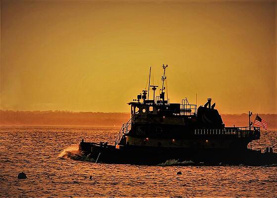 Wall Art featuring the photograph Tug1 #1 by John Linnemeyer