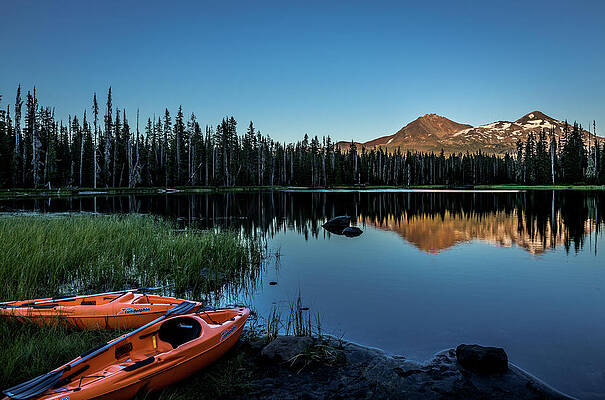 Mountain Wall Art featuring the photograph Warm Invitation by Tim Lyden