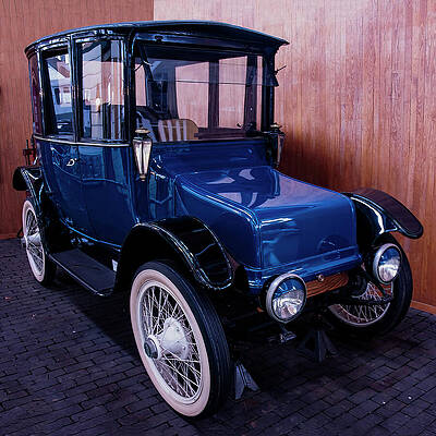 Drawing - 1918 Rauch And Lang Model Bx7 Brougham Digital Drawing by Flees Photos