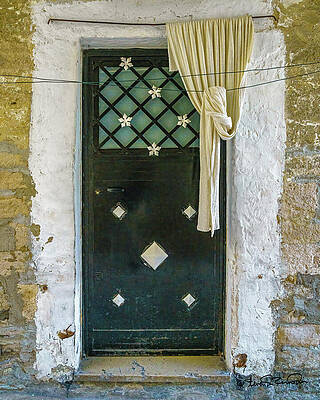 Heritage Wall Art featuring the photograph Architectural Style #2 by Steven Dos Remedios