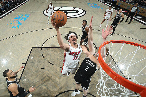 Drive Photos for Sale - Official NBA Photo Store