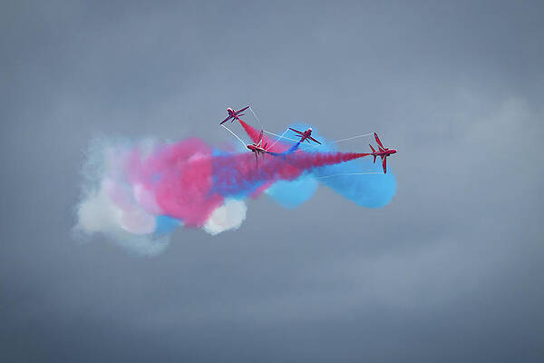 Pilot Photograph - 4 Set Break by American Landscapes