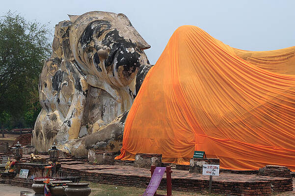 Serene Wall Art featuring the photograph Temple Of The Reclining Buddha At Wat Lokayasutharam #5 by Travel Essayist