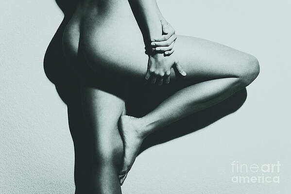 Bodyscape Photograph - Natasha Au Naturel 5783 Surxposed by Amyn Nasser