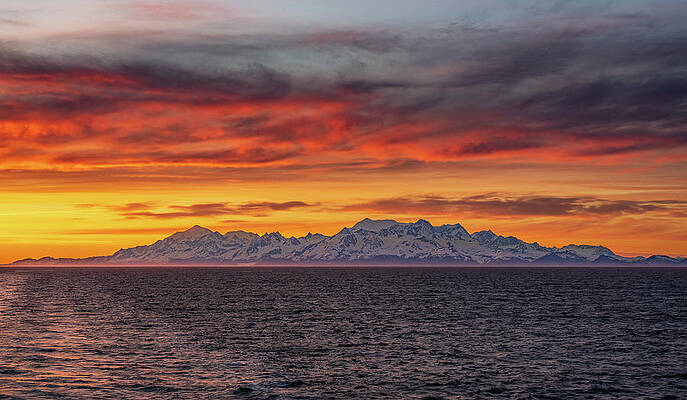 Wall Art featuring the photograph Sunset By Mt Fairweather And The Glacier Bay National Park In Al #8 by Steven Heap