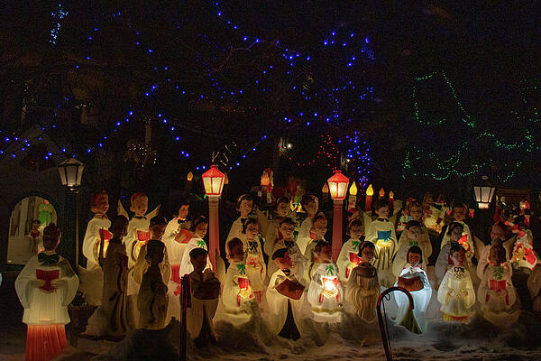 Festive Wall Art featuring the photograph Christmas Carols_8400 by Linda Triplett