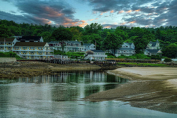 Ogunquit Waterfront at Dusk Wall Art