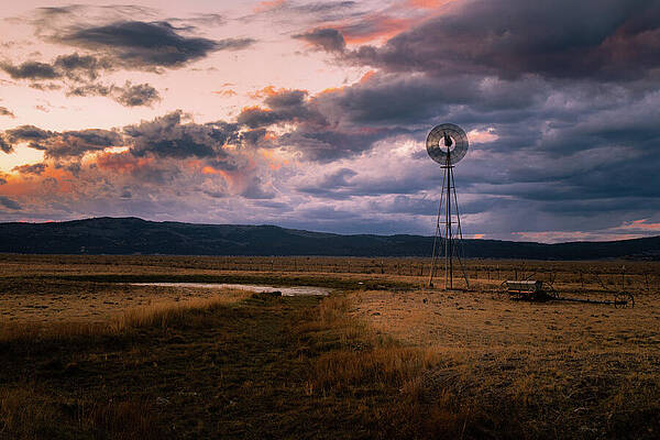 Rustic Wall Art featuring the photograph Aermotor Evening Shift by Mike Lee