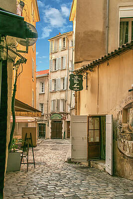 Wall Art featuring the photograph Aix-en-Provence 1 by Lisa Chorny