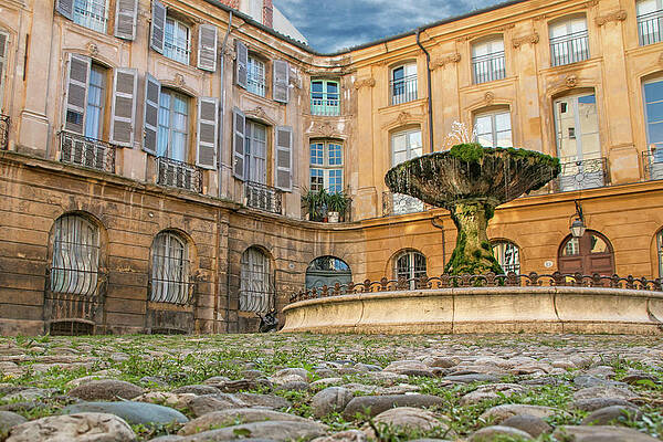 Wall Art featuring the photograph Aix-en-Provence 4 by Lisa Chorny