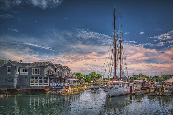 Maine Wall Art featuring the photograph An Evening In Kennebunkport by Penny Polakoff