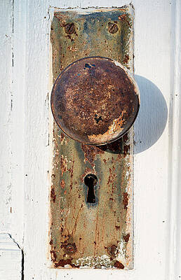 Wall Art featuring the photograph Antique Doorknob by Steven Nelson