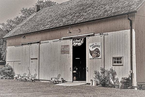 Wall Art featuring the photograph Barn1 by John Linnemeyer