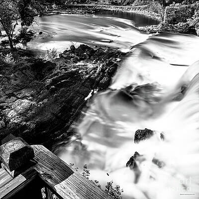 Water Wall Art featuring the photograph Battell Bridge Falls In Middlebury, Vermont by Eric Killorin