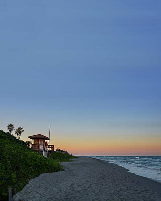 Beach Sunrise with Lifeguard Tower Wall Art