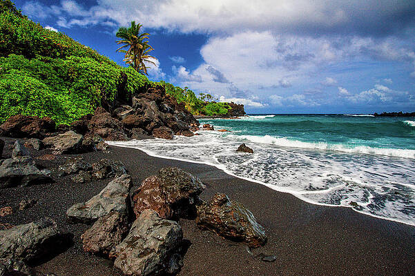 Park Photograph - Black Sand And Surf, Maui by Abbie Warnock