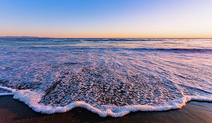 California Wall Art featuring the photograph California Sunset Wave by Tommy Farnsworth