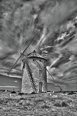 Spain Photograph - Campo De Criptana - Monstrous Giant by Richard Reeve