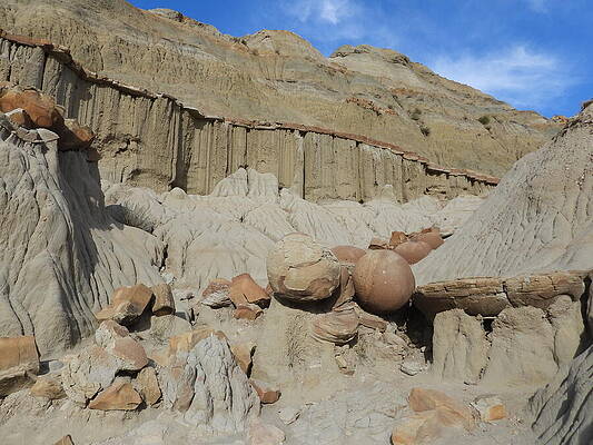 Theodore Roosevelt National Park Photograph - Cannon Ball Formations by Amanda R Wright