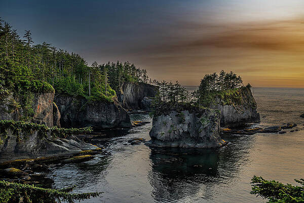 Wall Art featuring the photograph Cape Flattery No. 2 by Matt Halvorson