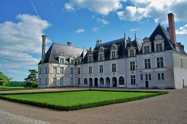 France Wall Art featuring the photograph Chateau De Beauregard by Matthew DeGrushe