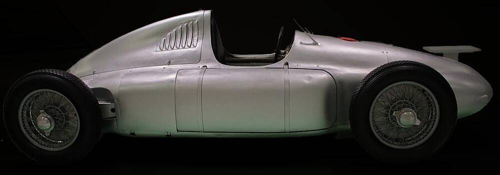 Classic Silver Racing Car Side View Wall Art