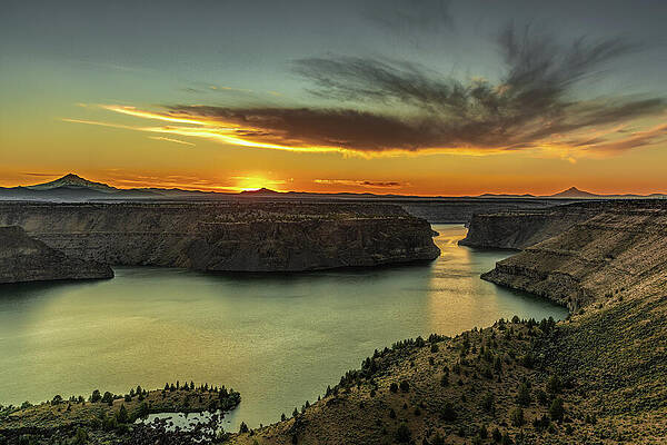 Mountain Wall Art featuring the photograph Crepuscular Canyon Views by Tim Lyden