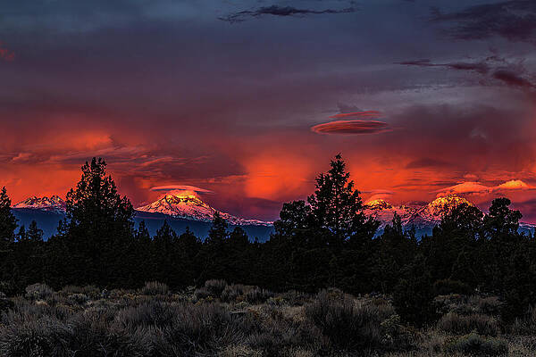 Mountain Wall Art featuring the photograph Crepuscular Convergence by Tim Lyden