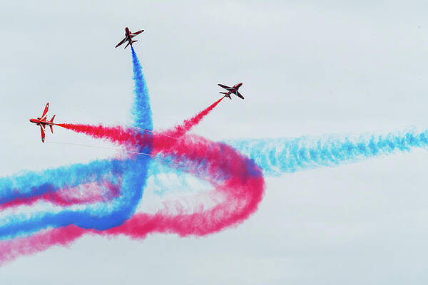 Wall Art featuring the photograph Crossing The Red Arrows by Andrew Lalchan
