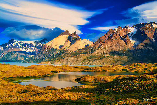 Mountain Photograph - Cuernos Del Pain And Almirante Nieto In Patagonia by Bruce Block