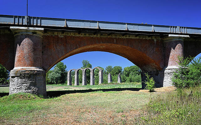 Italy Wall Art featuring the photograph Double Arch by Steven Nelson