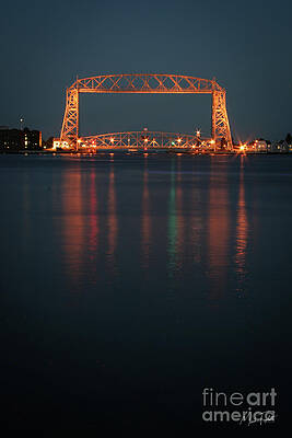 Reflection Photograph - Duluth Lift Bridge 8777 by Mark Triplett