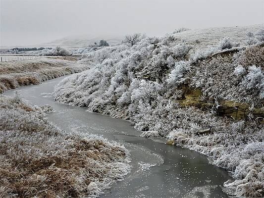 Photograph - East On Frosty Green River From 109 by Amanda R Wright