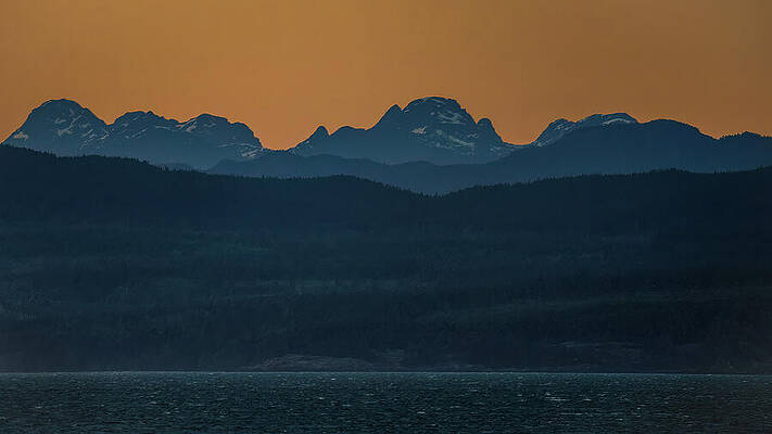 Nature Wall Art featuring the photograph Evening Tranquility by Dodie Ross