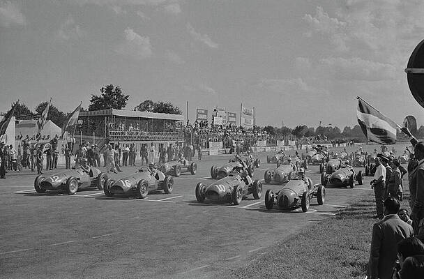 Ferrari Dominates the Starting Grid by Rodolfo Mailander - Revs Institute Collections