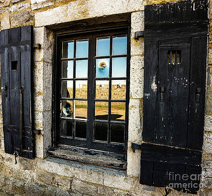 Vermont Photograph - Fort Ticonderoga Barrack Window by Ron Long Ltd Photography