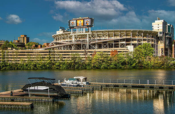 Tennessee Photograph - Good Ol' Rocky Top by Marcy Wielfaert