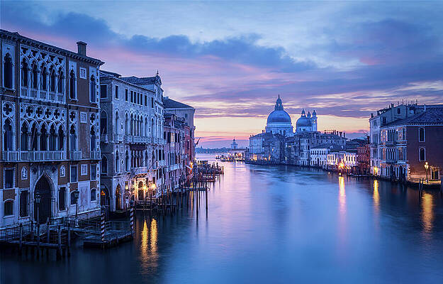 Grand Canal Sunrise View With Salute Basilica Print