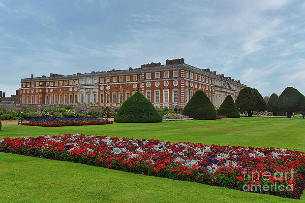 Garden Photograph - Hampton Court Palace - Richmond - England by Abigail Diane Photography