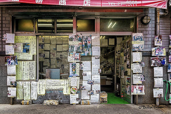 Beauty Photograph - Happy Customers by Steven Dos Remedios