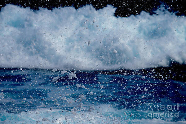 Wall Art featuring the photograph Hearts And Bubbles Wave Spray by Debra Banks